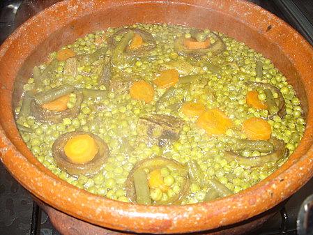 Tajine de veau aux legumes nouveaux SS853027