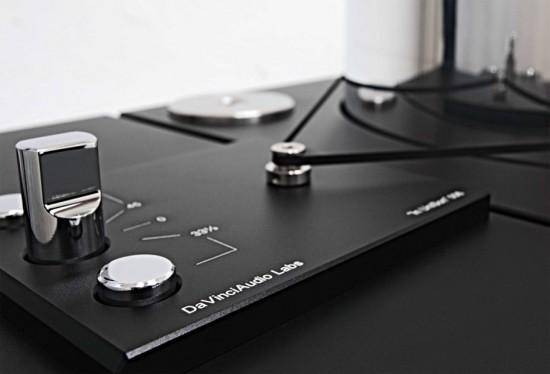 davinciaudiolabs-in-unison-mk2-3 Image davinciaudiolabs in unison mk2 3 550x374 In Unison MK2 turntable
