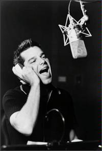 Ricky Martin fait son coming out dans une lettre ouverte diffusée sur le net Ricky Martin fait son coming out dans une lettre ouverte diffusée sur le net