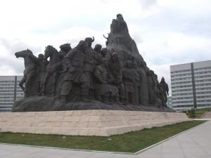 StatueInOrdos Ordos ville fantome