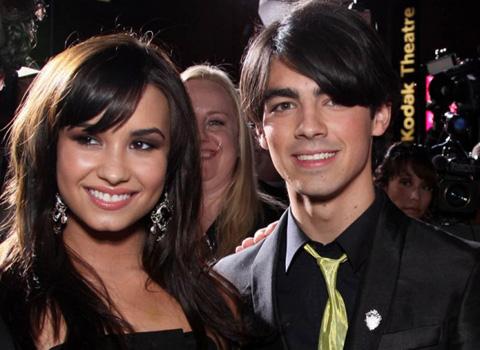 Joe Jonas ... Il est fier de sa Demi Lovato !