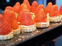Les Brochettes Choux-fraises de Vincent Poussard... Oh ! La belle Rouge