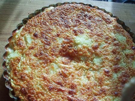 Tarte au citron et aux amandes participation 26 au jeu citronné P4010024