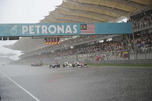 Sepang et lamélioration de la piste
