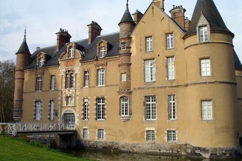 la motte chateau 30 mars 043.jpg