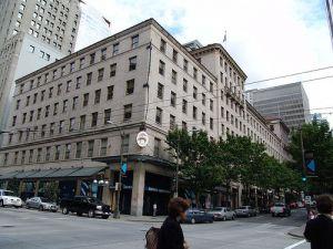 skinner building Le theatre de la Cinquieme Avenue