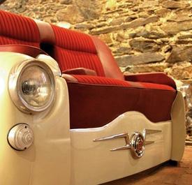 Une SEAT 600 recyclée en canapé par le studio Bel & Bel Canapé SEAT 600 - Bel&Bel - 2