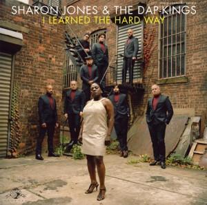sharonjoneshardway 300x298 Album de la semaine: Sharon Jones & The Dap Kings I Learned The Hard Way