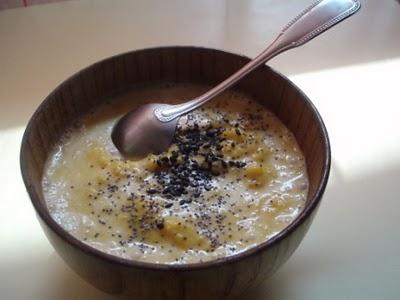 Soupe chaude en dessert de potimarron et coco