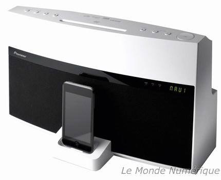 Pioneer XW-NAV1 XW-NAV1 nouveau docks audio DVD iPod/iPhone Radio FM chez Pioneer