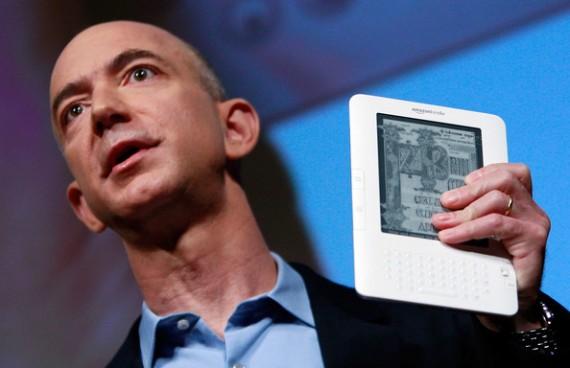 jeff-bezos-kindle Amazon : Les prix des ebooks grimpent