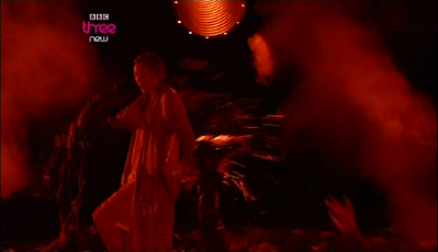 Confidential 5X02 - All about the girl vlcsnap-2010-04-14-18h54m15s147-copie-1.png