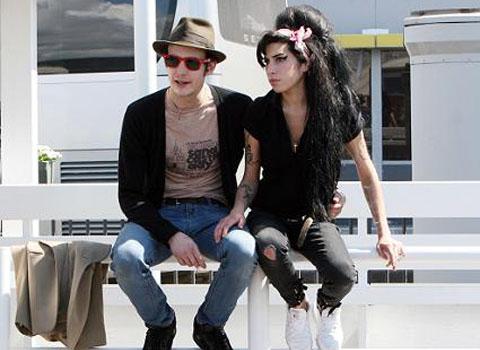 Amy Winehouse ... Elle (re) emménage avec Blake