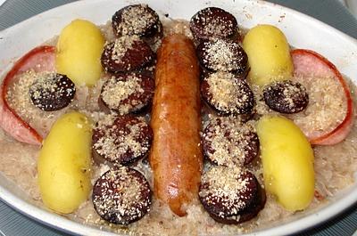 Choucroute garnie de Saucisses et Boudin noir au four Choucroute garnie de Saucisses et Boudin noir au four