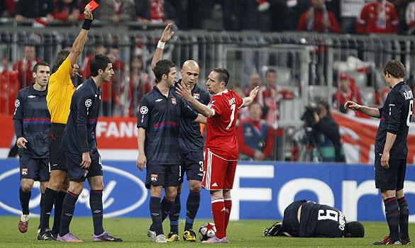 Franck Ribery obtient le carton rouge