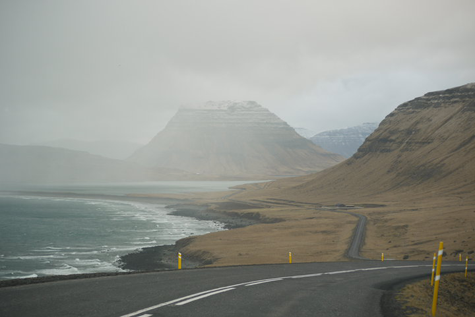 Allez en Islande, qu'y disaient...