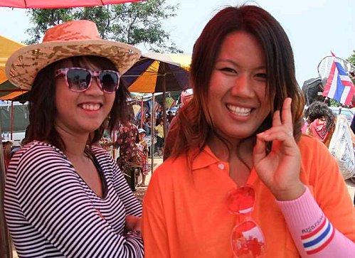 28 avril: « Ban That World Rocket Festival » Visages de fête. DSCF4312