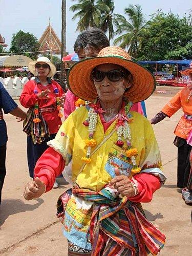 28 avril: « Ban That World Rocket Festival » Visages de fête. DSCF4255