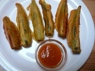 Beignets d’okra farcis – Stuffed Okra Fitters - Bharwan Bhindi ke Pakode
