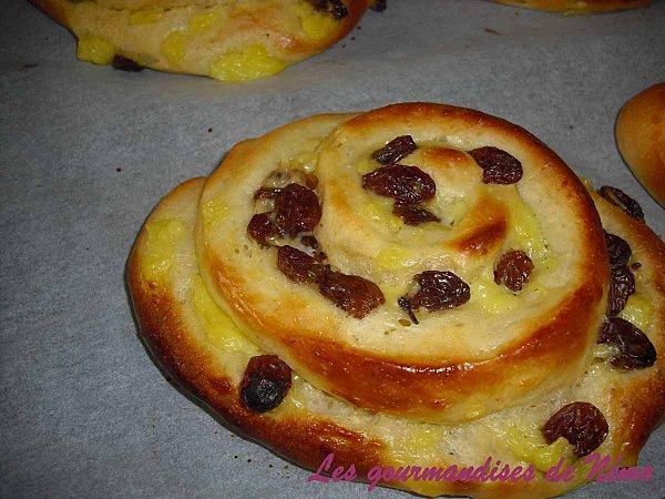 Pains aux raisins pains-raisins--7-.JPG