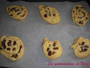 Pains aux raisins pains-raisins--4-.JPG
