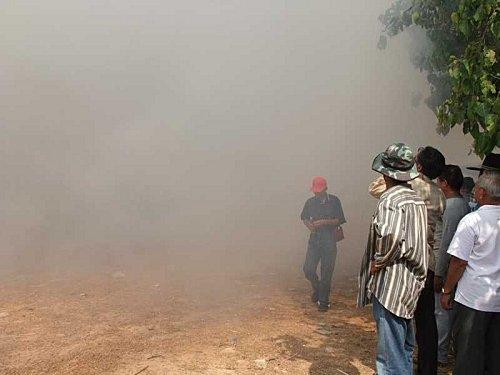 29 avril: « Ban That World Rocket Festival » La fête des fusées. DSCF4430