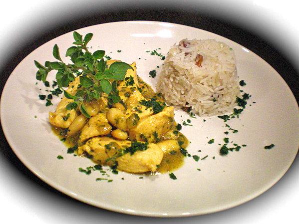 TAJINE DE POULET AUX AMENDES , RIZ PARFUME ....... 100 0806-copie-16