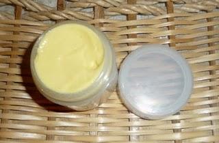 Mousse soyeuse pour le visage Mousse soyeuse pour le visage