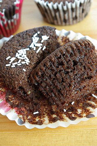 Fondant mousseux au chocolat et au tofu soyeux,sans gluten IMGP6051.jpg