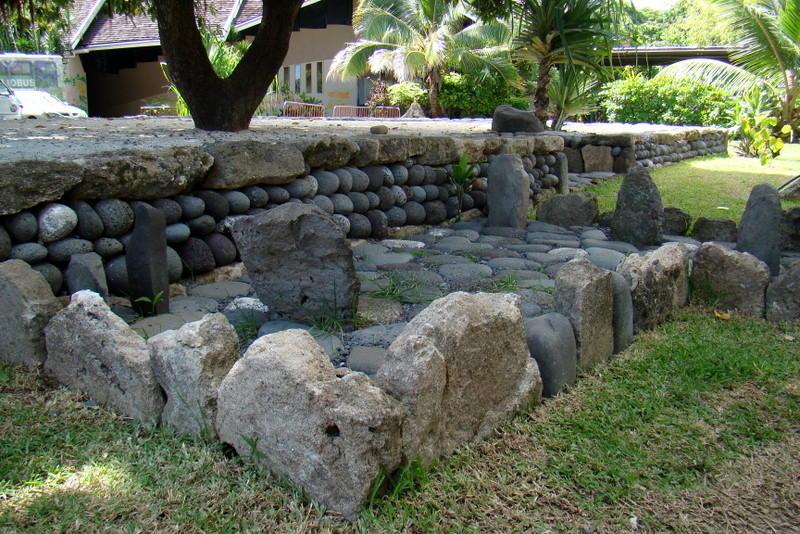 Tourisme à Tahiti paepae-et-marae-de-hiro.1270639298.jpg