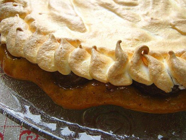 Tarte aux Bananes Meringuée & Caramel au Gingembre Tarte aux Bananes Meringuée & Caramel au Gingembre