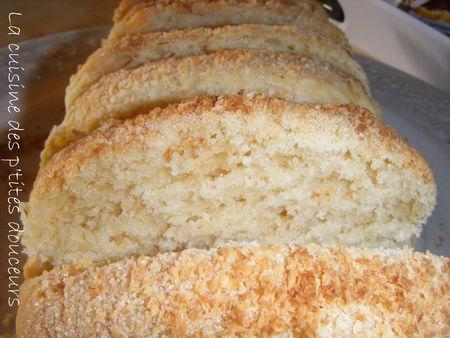 Brioche à la noix de coco DSCF5173