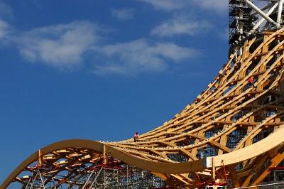 Le centre Pompidou de Metz ouvre ses portes demain .