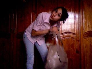 Même décor...(Oui, un look) Image and video hosting by TinyPic