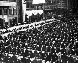 328° La faute à Facebook... 328° La faute à Facebook...