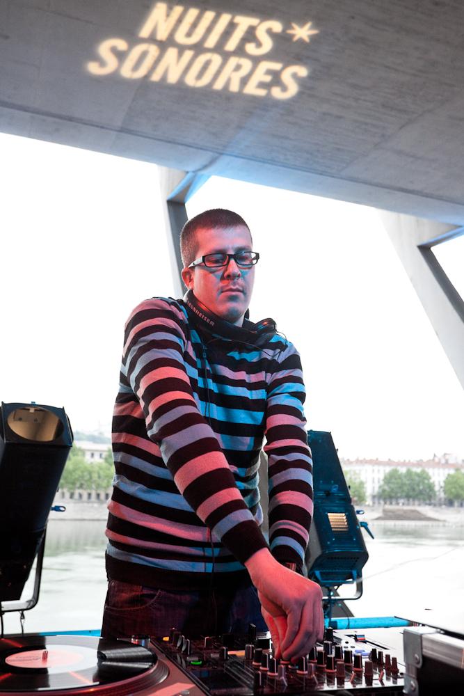 Nuits Sonores 2010 ©www.b-rob.com-2 Nuits Sonores 2010 ©www.b rob.com 2 Nuits Sonores : quand le photographe est de sortie...