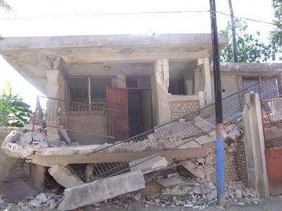 Léogâne, Port au Prince : témoignages d'haïtiens