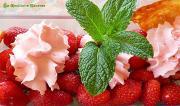 Salade de fraises à la stevia & chantilly de barbapapa