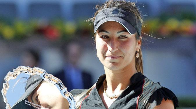 Aravane Rezai et Rafael Nadal ... vainqueurs sur la terre-battue de Madrid ce dimanche 16 mai 2010 Aravane Rezai et Rafael Nadal ... vainqueurs sur la terre-battue de Madrid ce dimanche 16 mai 2010