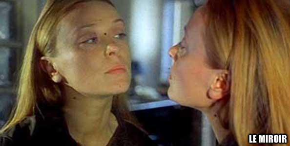 Le miroir... Le miroir...