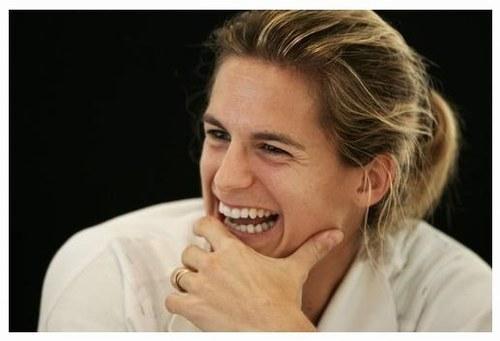 Amélie Mauresmo sollicitée par Rama Yade dans la lutte contre l’homophobie par le sport. Amélie Mauresmo sollicitée par Rama Yade dans la lutte contre l’homophobie par le sport.