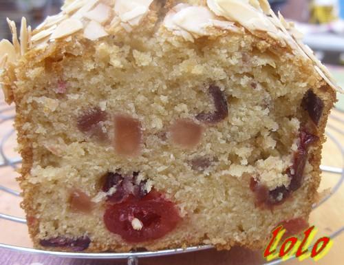 Le Luciecake.. avec ma touche !!! cake-lucie.jpg