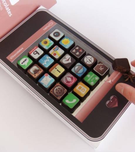 Cette-boite-de-chocolats-a-la-forme-d-un-iPhone.jpeg