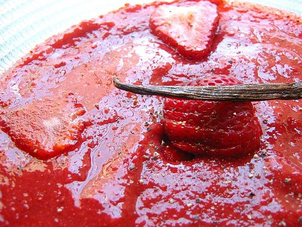 Soupe de Fraises au Sirop de Rose Soupe de Fraises au Sirop de Rose