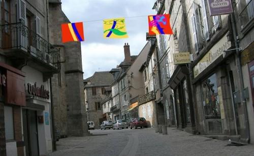 Felletin Festival de la Flamme DrapeauxFelletin.jpg