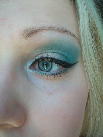 Muchness & Alice make_up_023