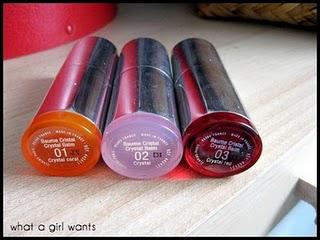 Oui, j'ai le trio de baumes Clarins, et oui je suis contente! Oui, j'ai le trio de baumes Clarins, et oui je suis contente!