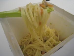 Pasta Box Nouilles chinoises au Poulet et légumes croquants Sodebo test Pasta Box Nouilles Chinoises au Poulet et Légumes Croquants Sodebo