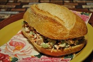 Petite miche à la salade de poulet Petite miche à la salade de poulet