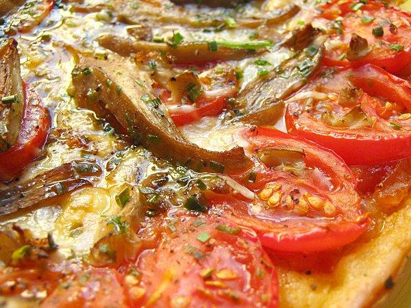 Tarte Fine Tomates & Parmesan aux Pleurotes Tarte Fine Tomates & Parmesan aux Pleurotes